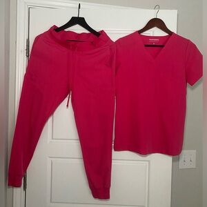 Fuschia Pink Mandala Petite Scrub Set